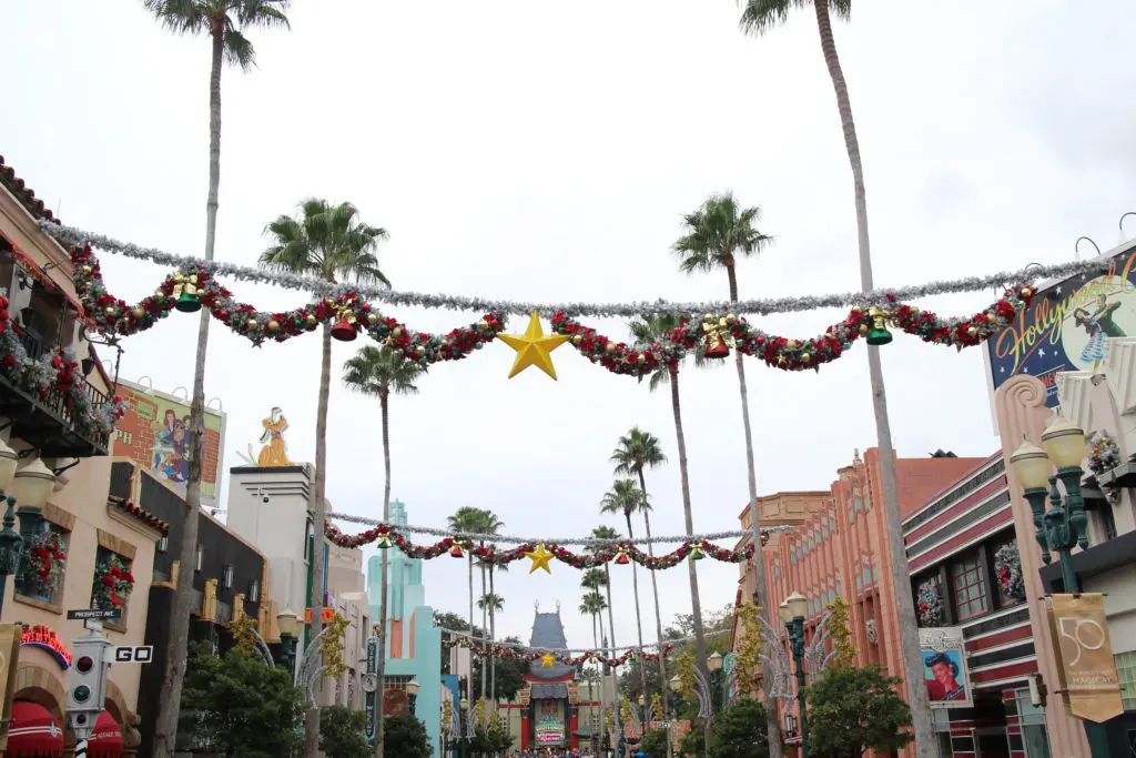 HollywoodStudiosChristmas2021